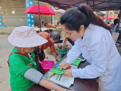 发放宣传材300余份